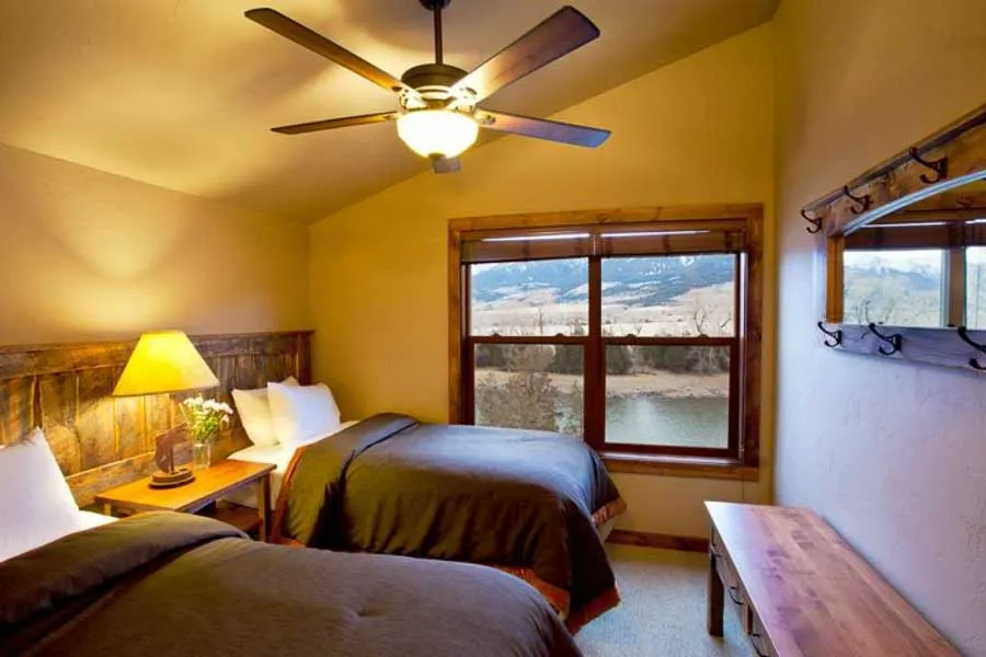 Montana Fishing Lodges, Yellowstone Valley Lodge
