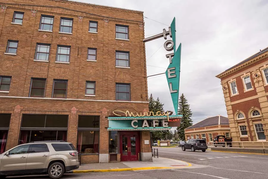 Murry hotel Exterior day time