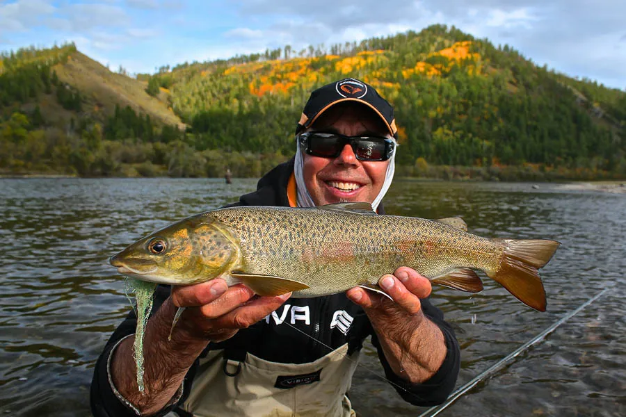 Lennok fly fishing