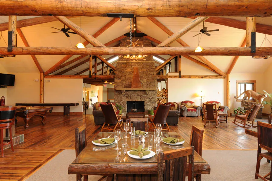 Lodge at Eagle Rock dining room