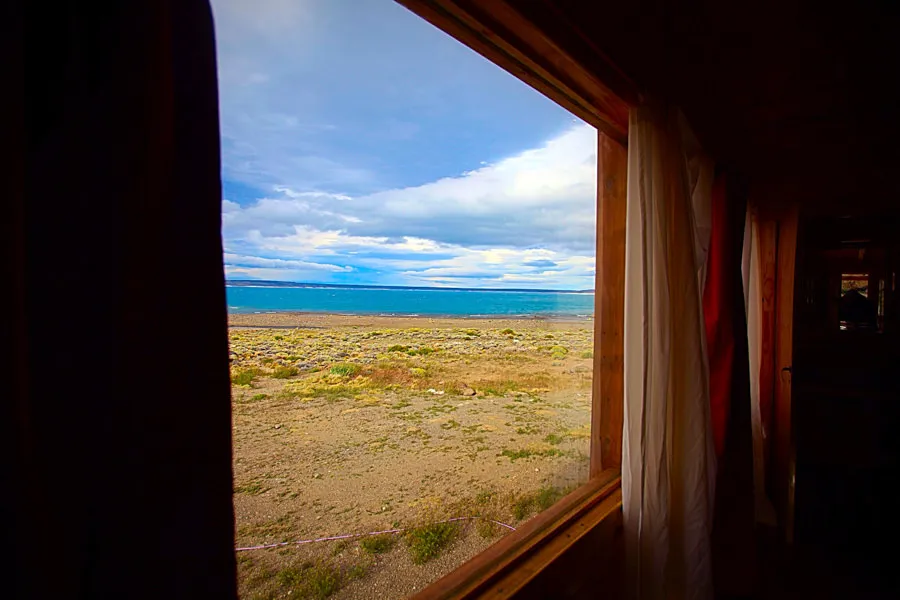 Jurassic Lake Lodge