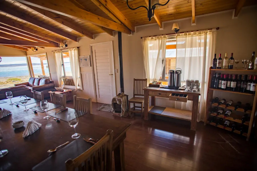 Jurassic Lake Lodge