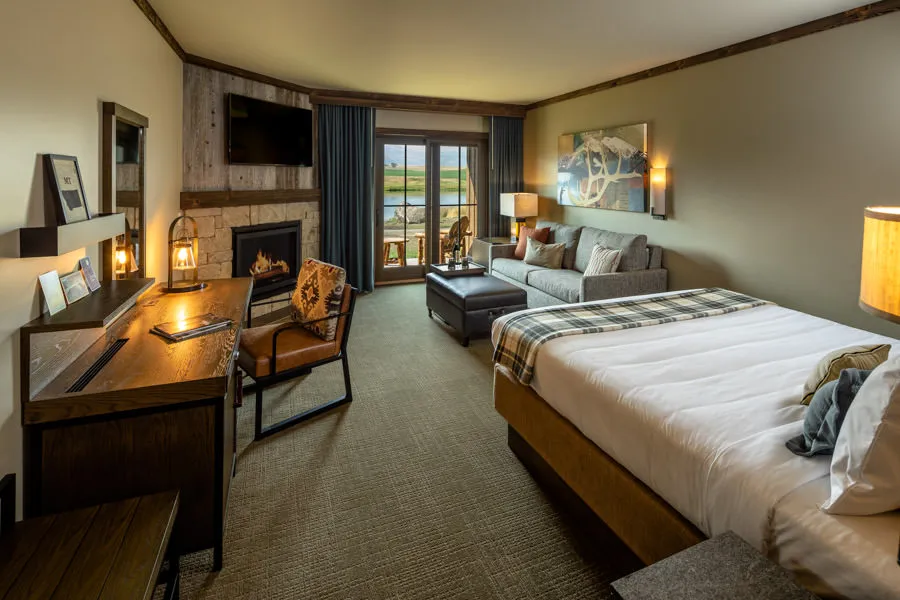 Yellowstone fishing lodge
