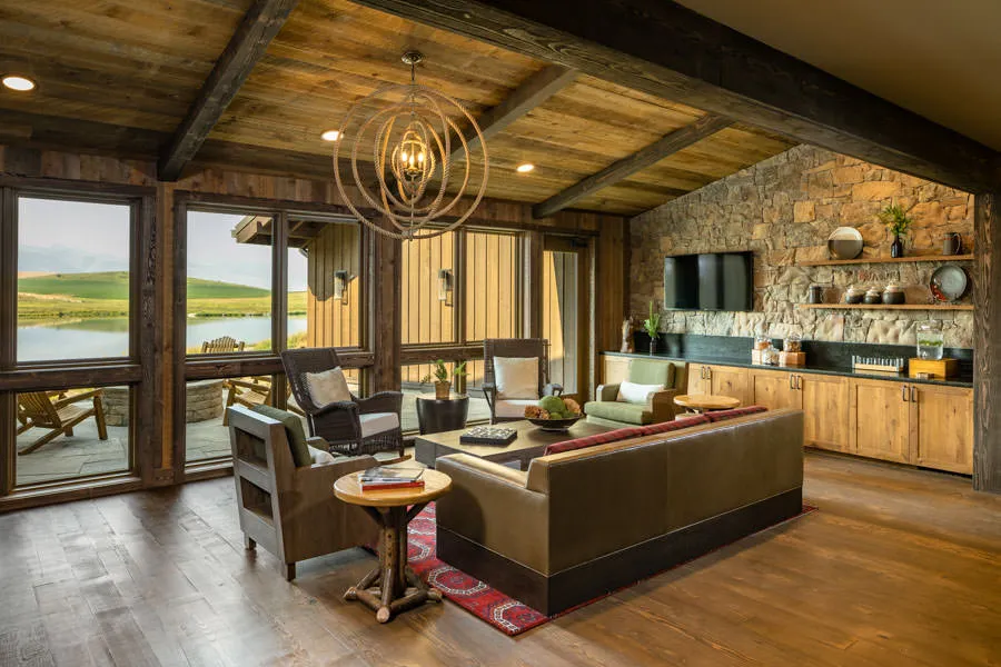 Luxury Montana Lodge