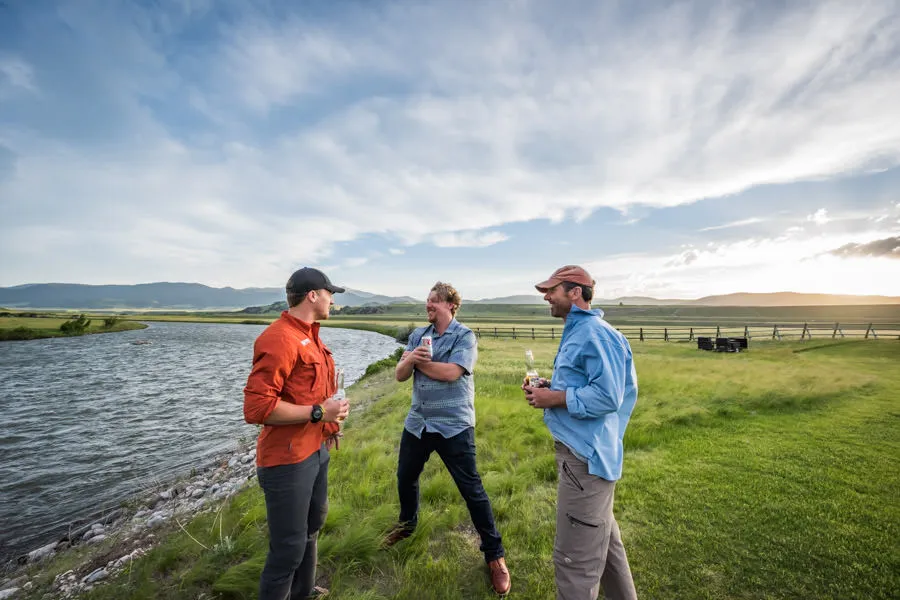 Madison River Lodge outside