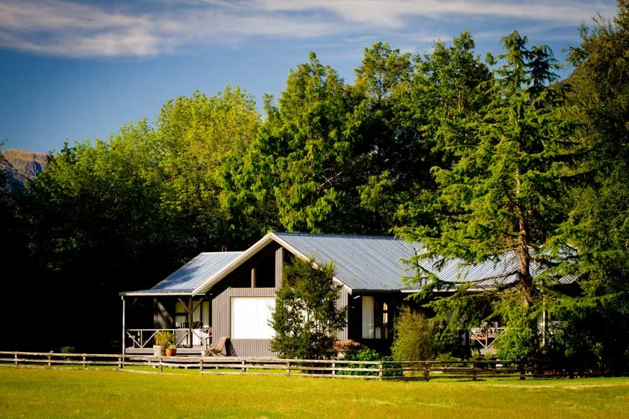 nz fishing lodge