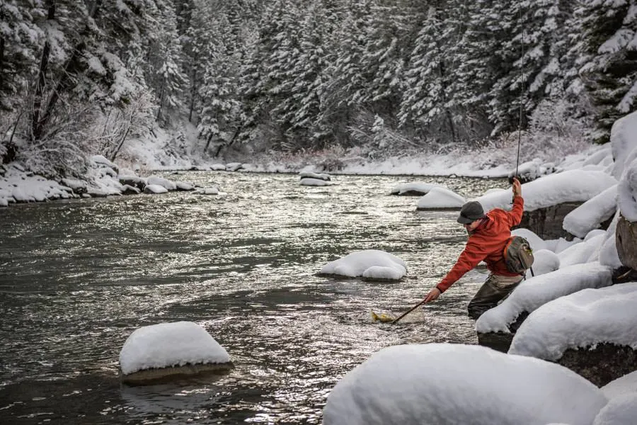 Gallatin River winter fly fishing guides