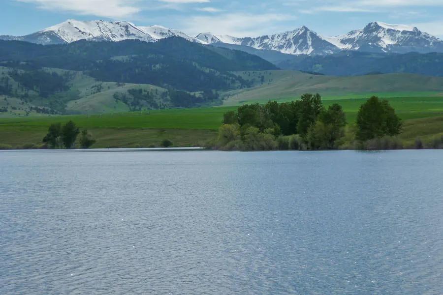 Montana Scenic Lake Fishing