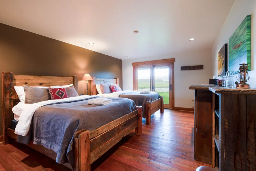 Madison River Lodge rooms
