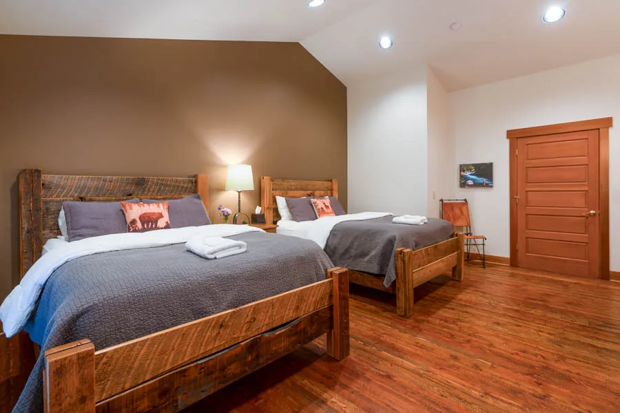 Madison River Lodge rooms