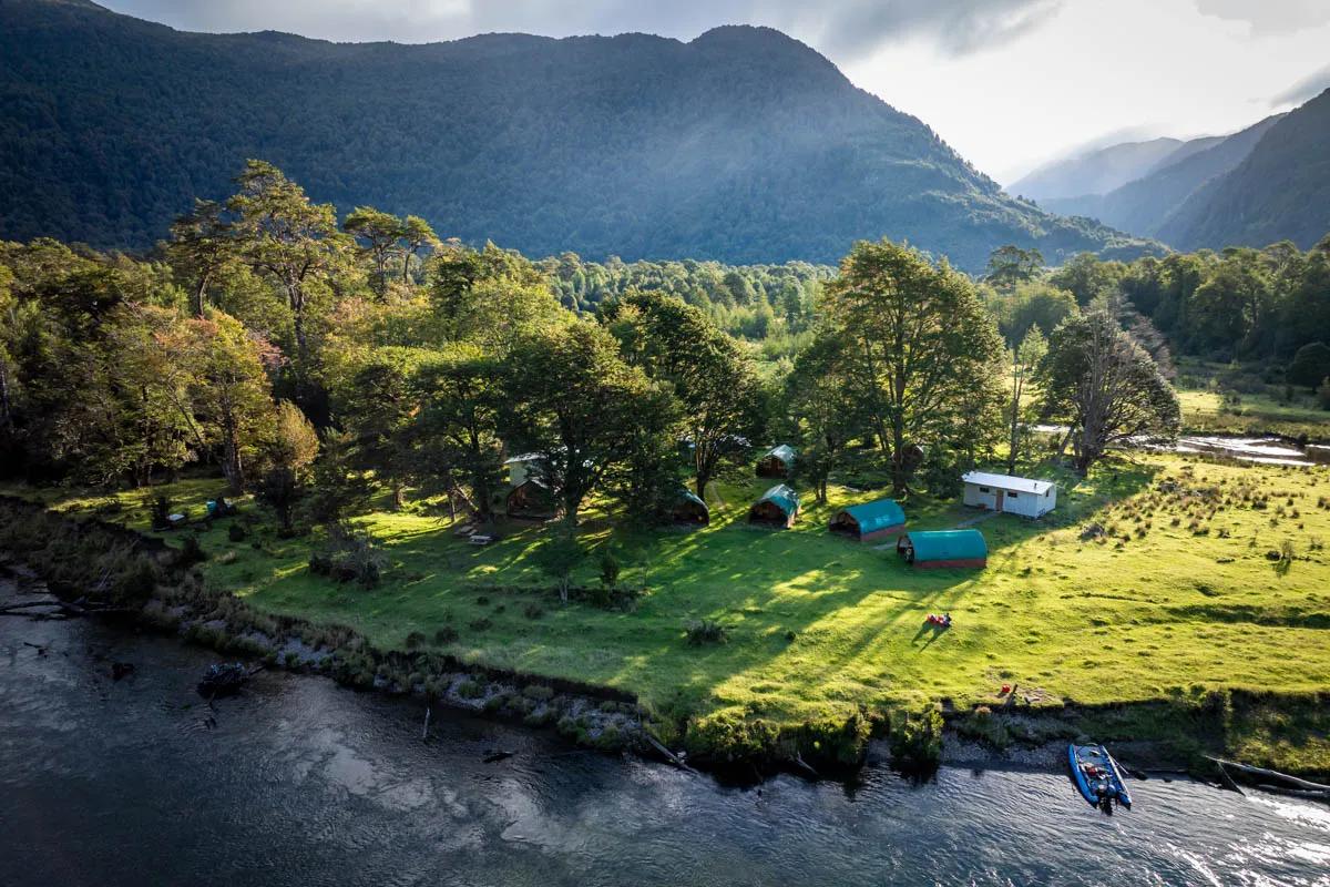 River of Dreams Basecamp is located on the shores of Río Blanco, a backcountry river with no upstream or downstream boat access. River of Dreams Basecamp is located on the shores of Río Blanco, a backcountry river with no upstream or downstream boat access.