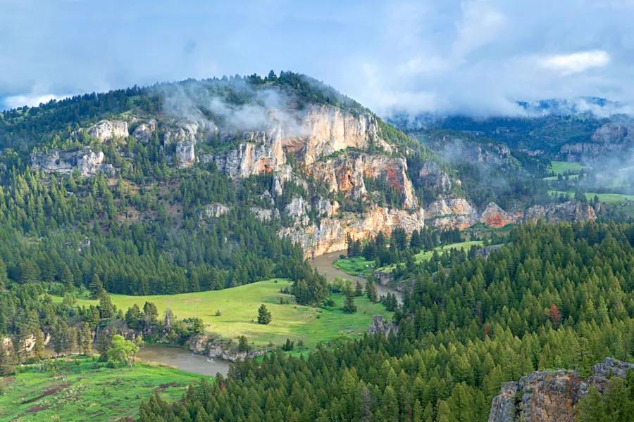 Smith River Montana fishing and camping trips Montana's Smith River flows through a majestic canyon and offers some great fishing.