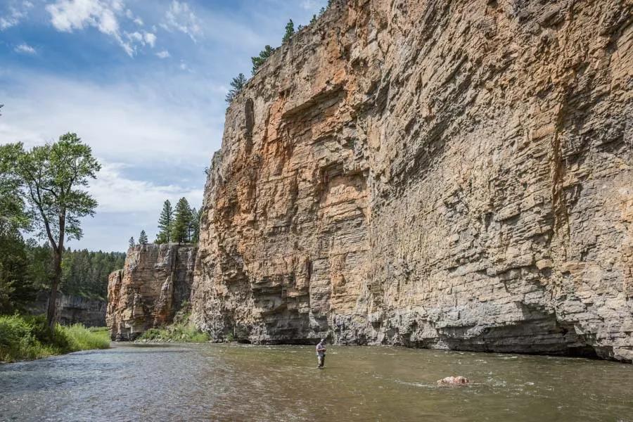 Smith River float fishing Montana The Smith River boasts some of the most breath-taking scenery of any river in the Western United States.