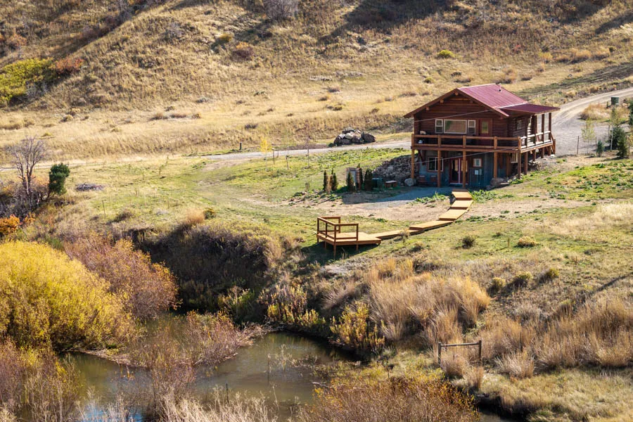 Bear Trap Canyon Cabins