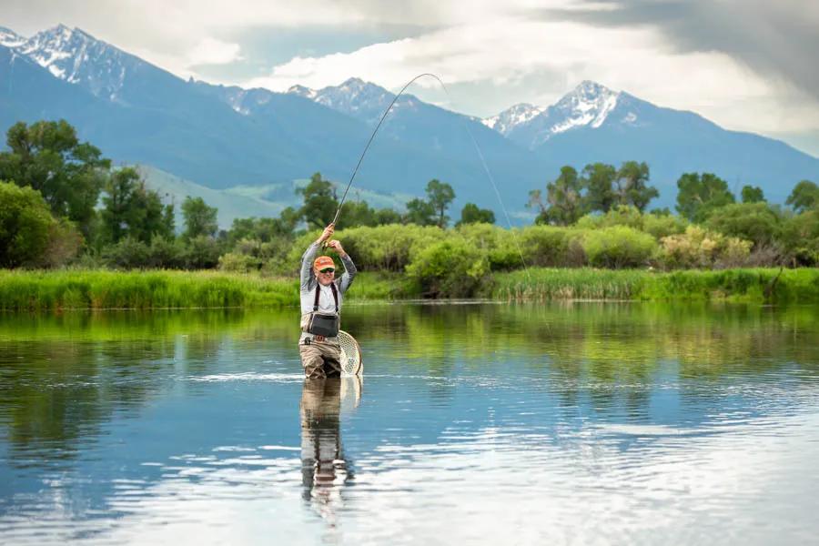 Big Sky and Bozeman Montana fly fishing in spring. For consistent flows and reliable hatches, the Paradise Valley Spring Creeks are as good as they come for spring fishing in Montana.