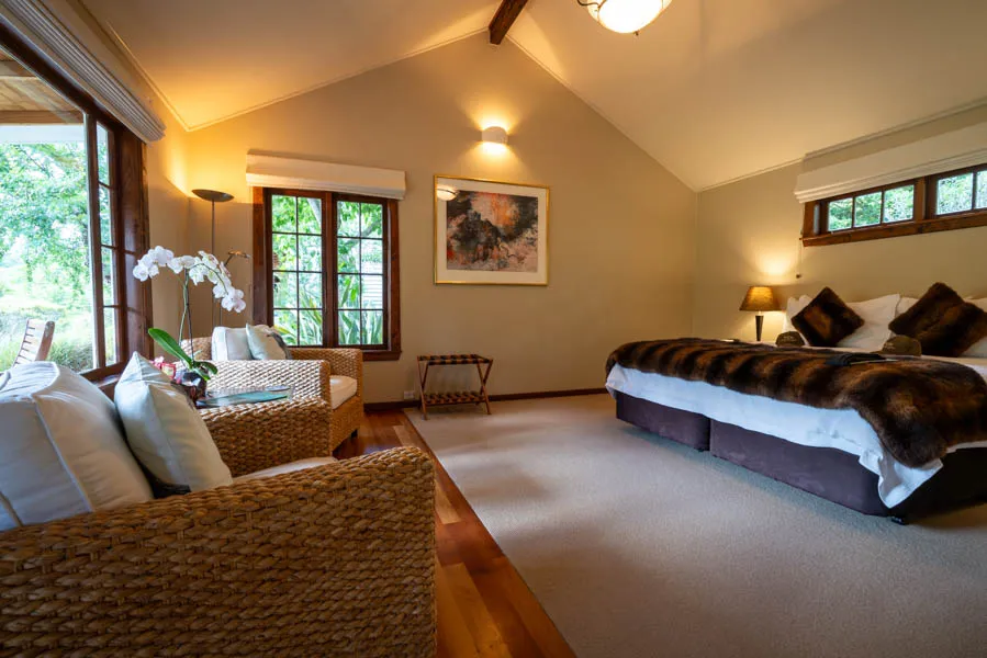 Owen River Lodge room