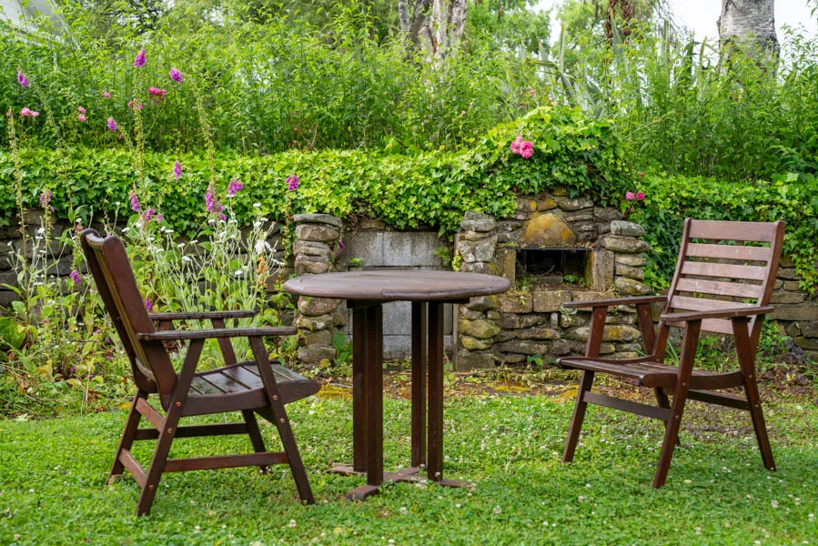 Owen River Lodge sitting area