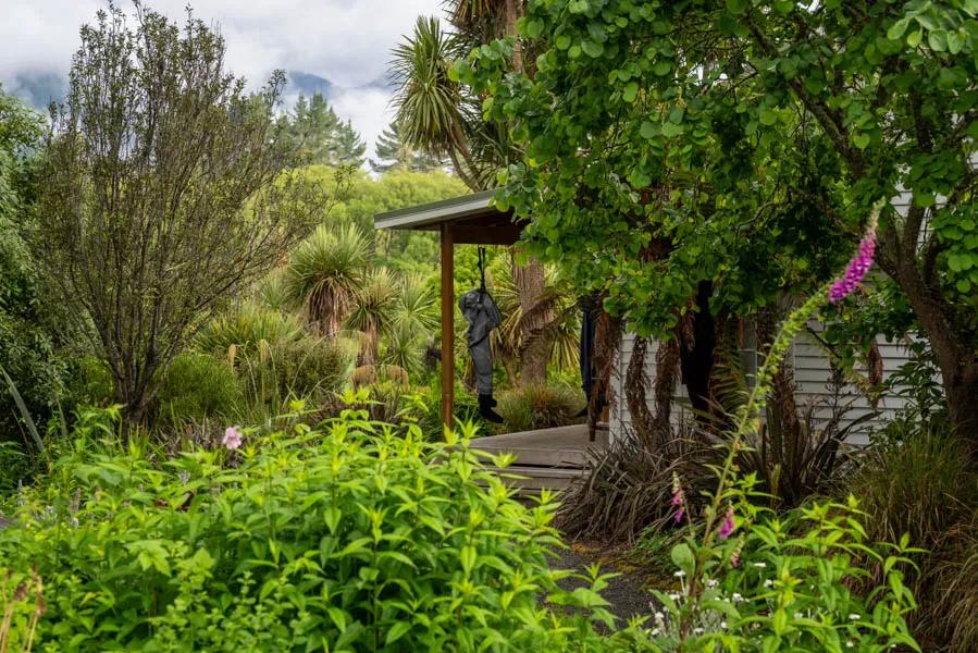 Grounds at Owen River Lodge The lodge grounds are beautiful with flowers in every direction and beautiful landscaping.