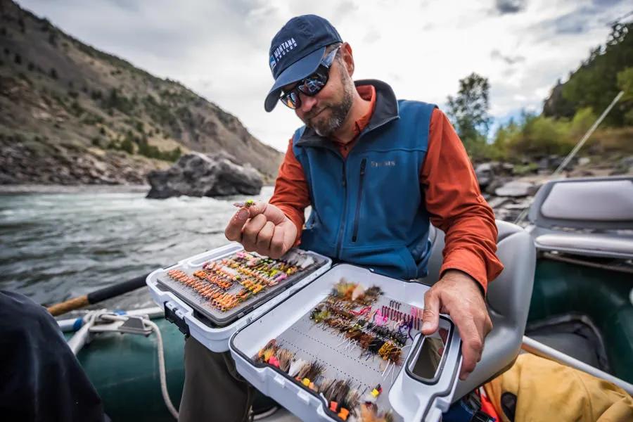 Choosing the best flies for a Montana fly fishing trip. Montana fly fishing guides and local fly shops can be priceless when it comes to helping you ensure you have the proper flies for the current conditions.