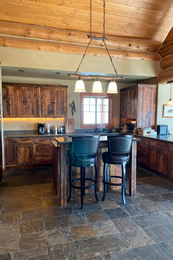 Ennis MT VRBO