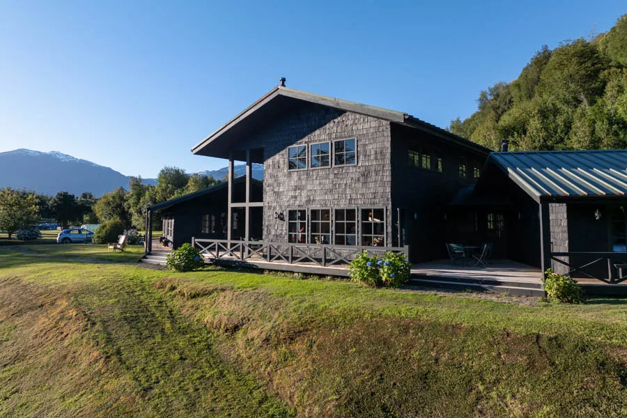 Rosselot Lodge Martin Pescador