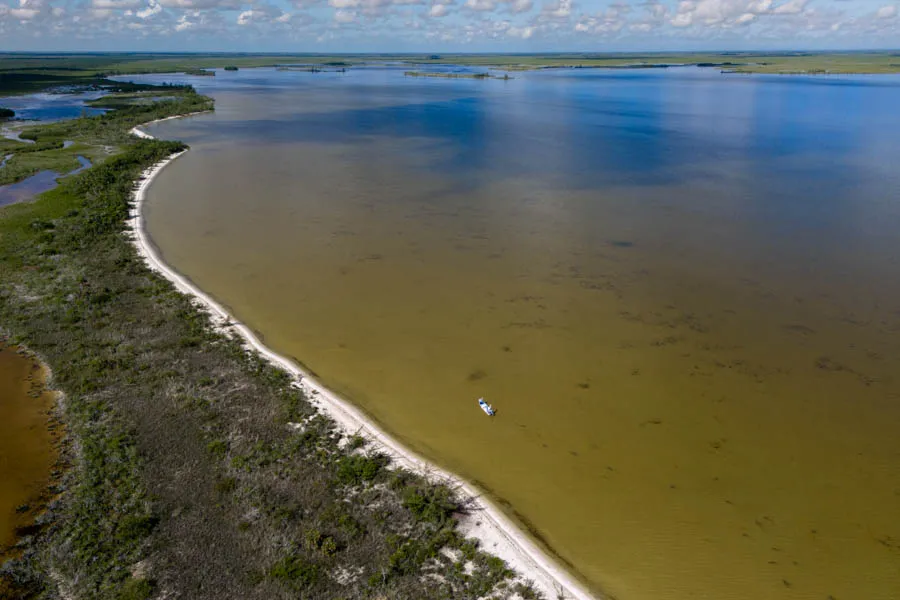 Mayazul lodge flats fishing bonefish and permit skiff fly fishing