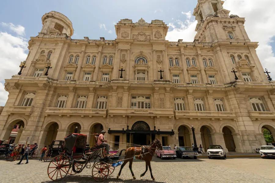 Cuba fly fishing trips. Havana's rich history and cultural highlights are an interesting add-on to any fly fishing trip to Cuba.