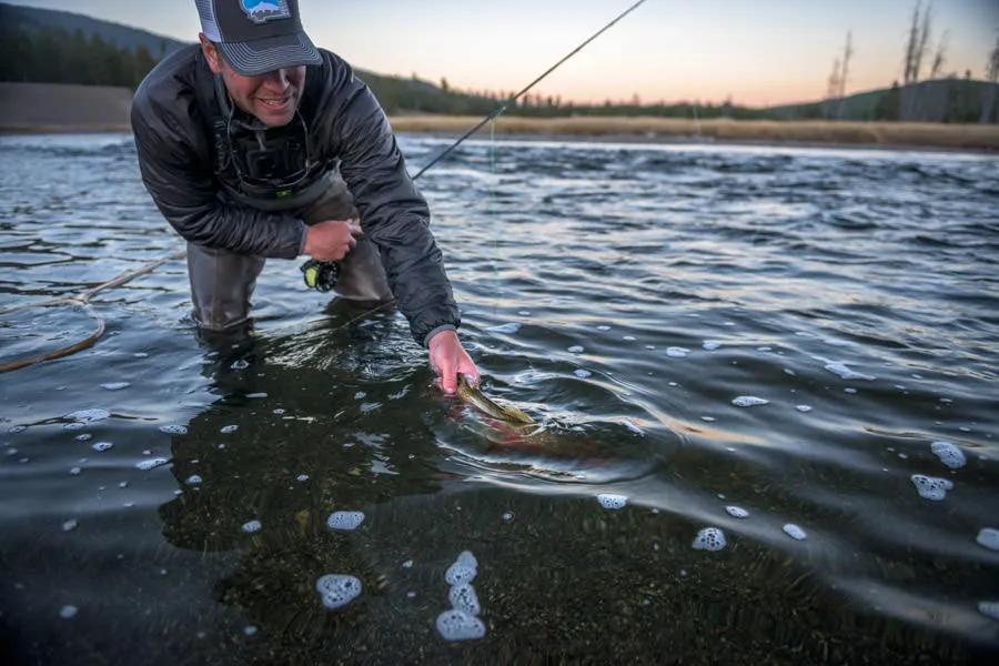 Fishing on foot gives you a very special and intimate experience. Just be sure to use these 7 Best Tips for Walk and Wade Fishing Safety.