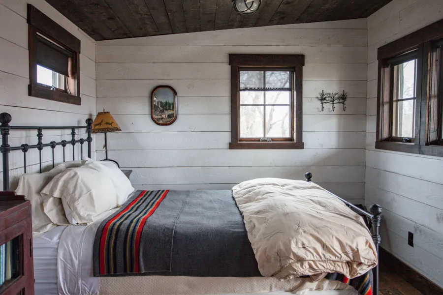 Crane's Bend Paradise Valley Vacation Rental Home bedroom