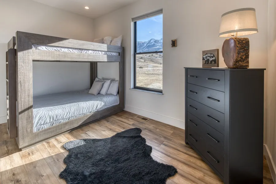 Paradise Valley Rental Home Double MM Ranch beds
