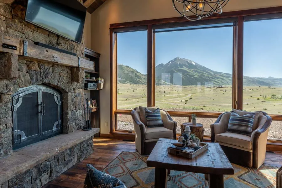 Livingston Montana Vacation Rental Home Emigrant Peak Lodge inside