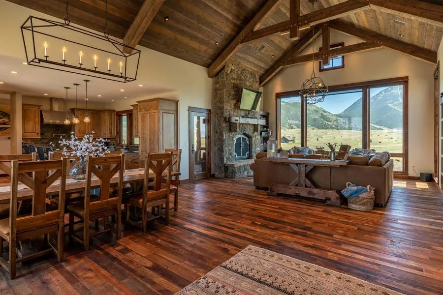 Livingston Montana Vacation Rental Home Emigrant Peak Lodge inside