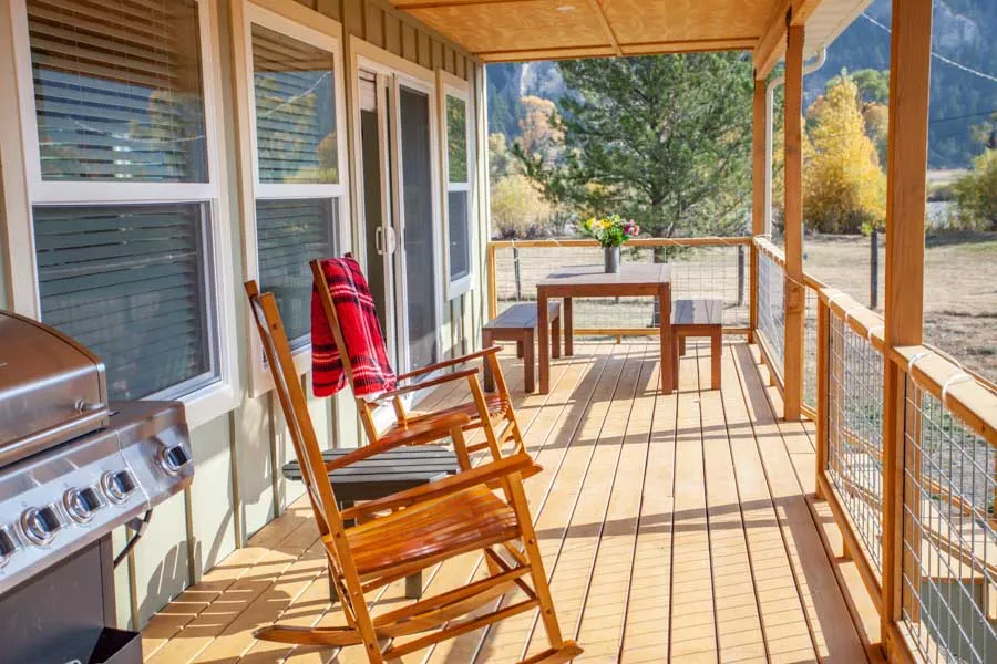 Yellowstone River Rental Home Evergreen House