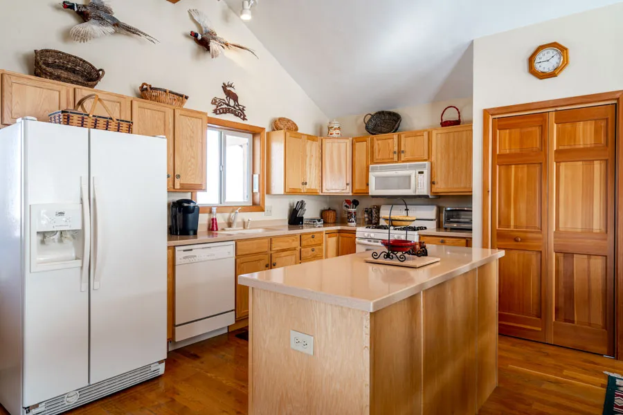 Livingston Montana Vacation Rental Home Horseshoe Ranch kitchen