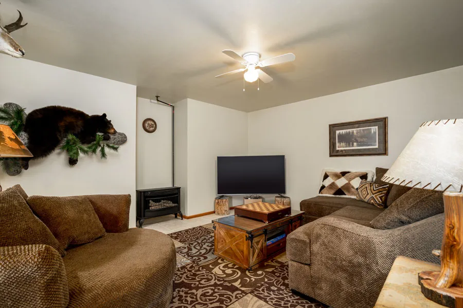 Paradise Valley Rental Home Horseshoe Ranch inside
