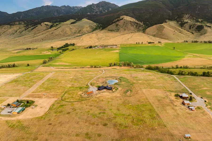 Paradise Valley Vacation Rental Home Lodge at Elbow Creek drone