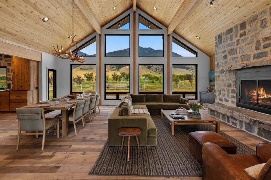 Livingston Vacation Home Lodge at Elbow Creek living room