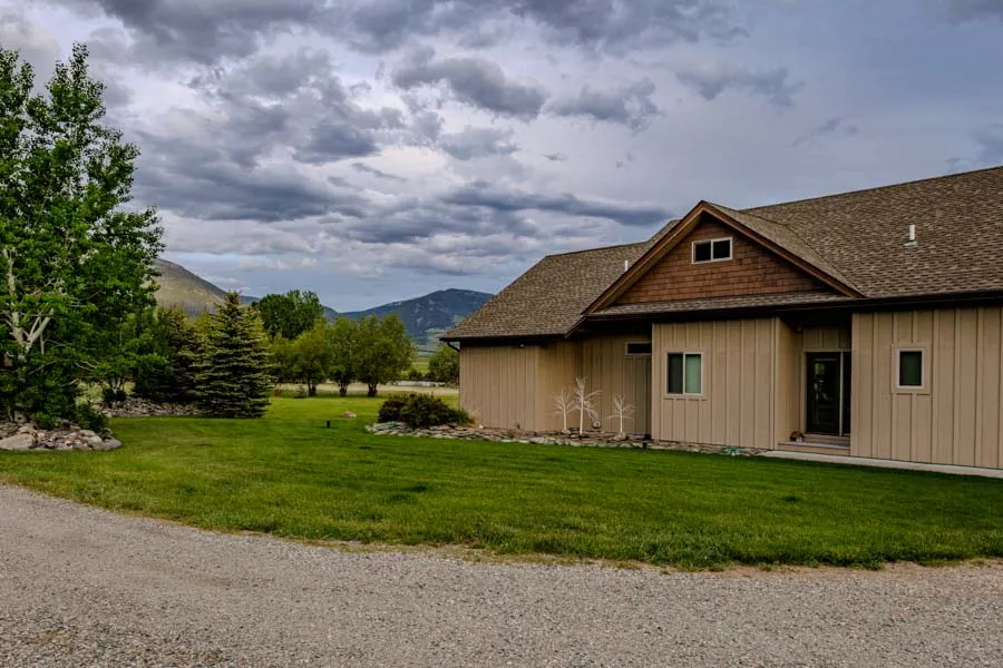 Paradise Valley Rental Home River Run outside