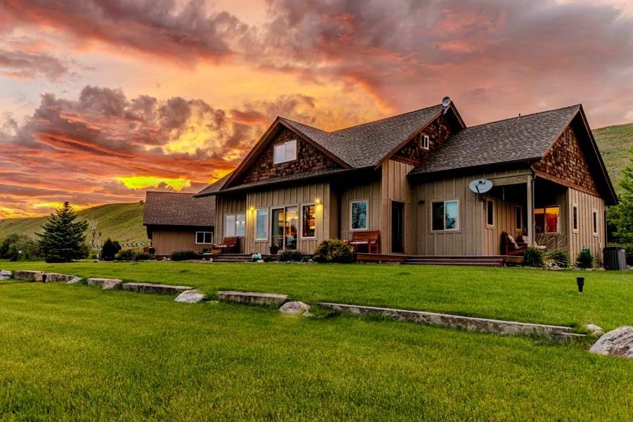 Vacation Rental Home in Paradise Valley River Run