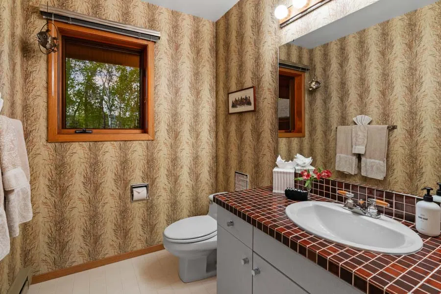 Paradise Valley Vacation Rental Home Valley View Lodge bath