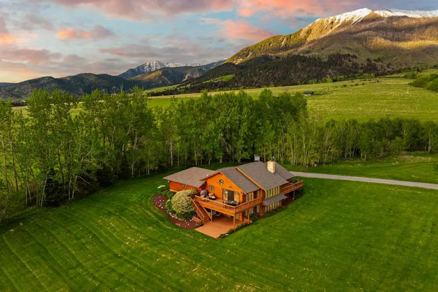 Valley View Lodge Vacation Rental Home in Paradise Valley drone
