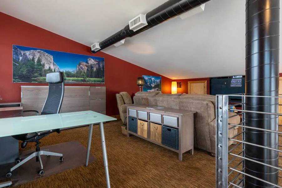 Yellowstone River Vacation Rental loft