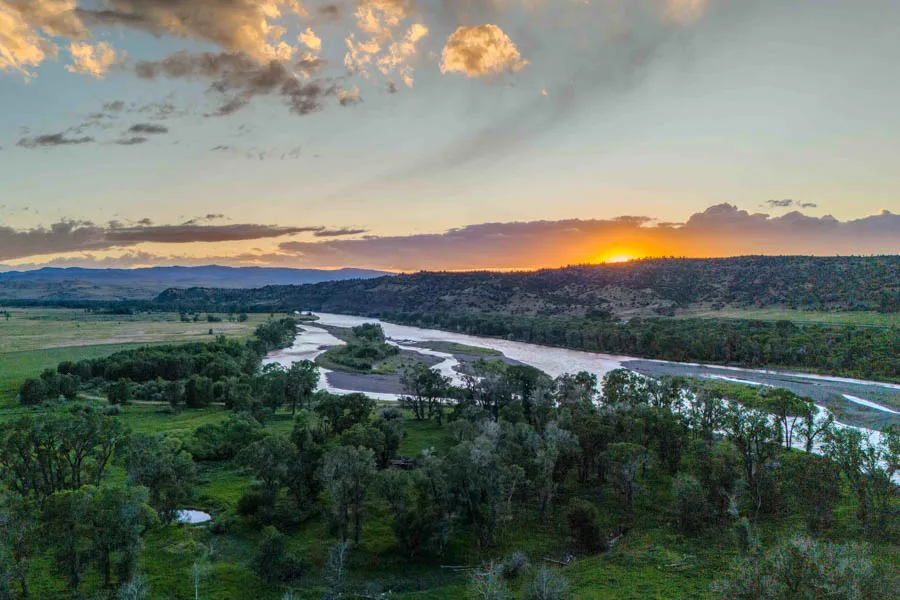 Livingston Vacation Rental Yellowstone Crest Lodge