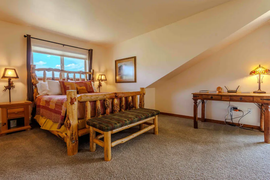 Yellowstone River Rental Home Yellowstone Trail bedroom
