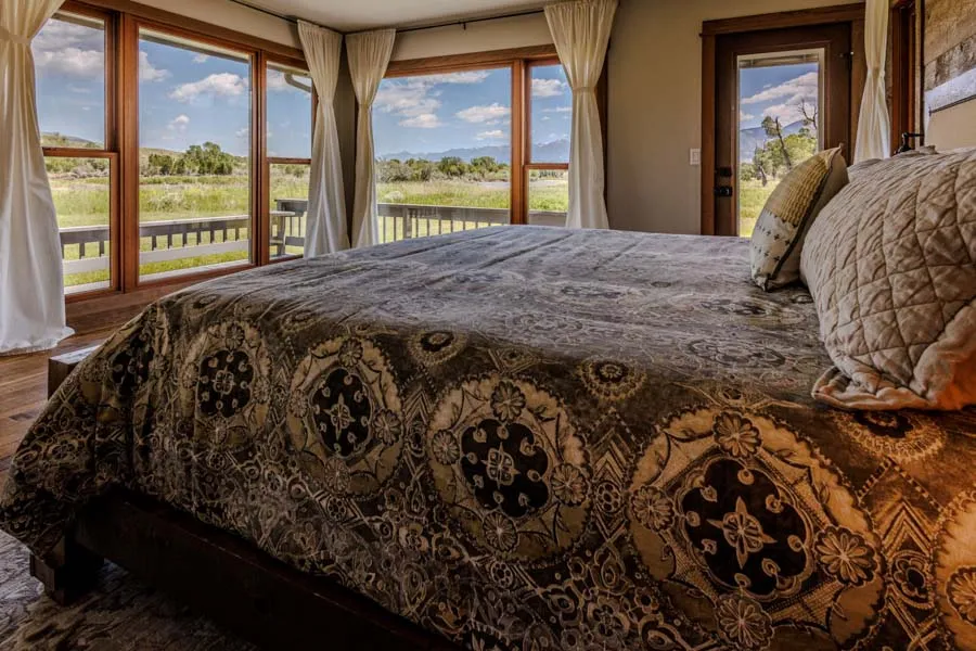 Paradise Valley Rental Home Yellowstone Trail