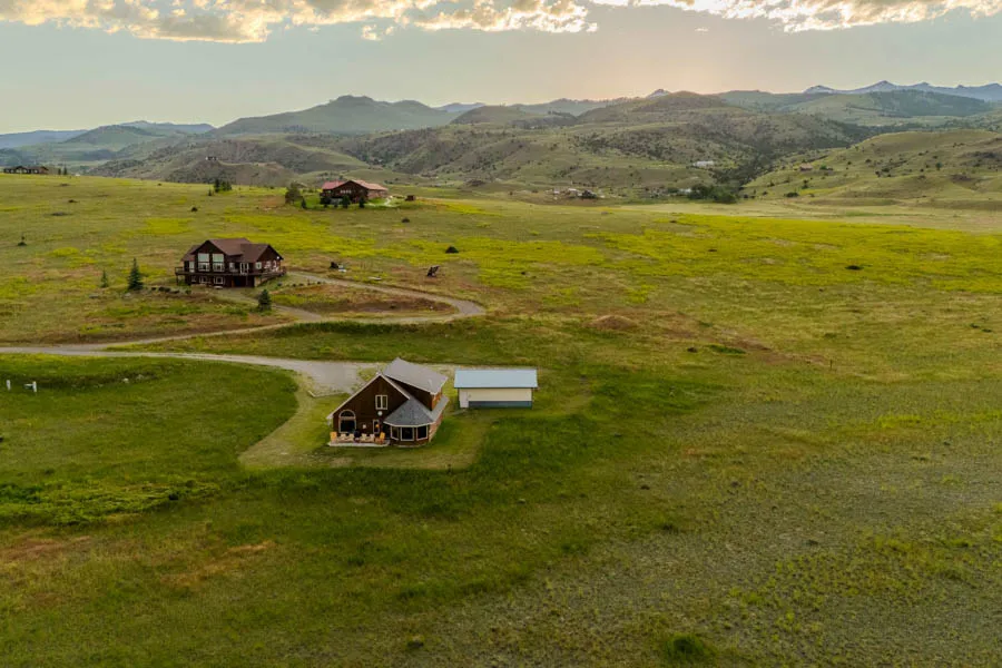 Yellowstone River Rental Home Yellowstone Trail Lodge drone