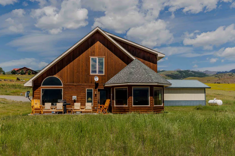 Yellowstone River Rental Home Yellowstone Trail outside