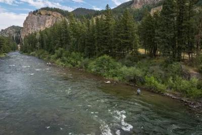 Fly fishing trips near Bozeman with Montana Angler Montana Angler fly fishing trips near Bozeman Montana