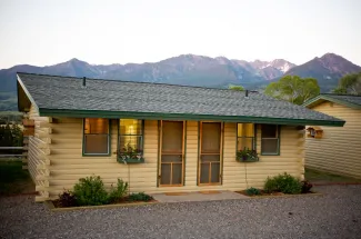 Accommodations at Yellowstone Valley Lodge