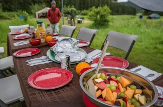 Dining on the Smith River